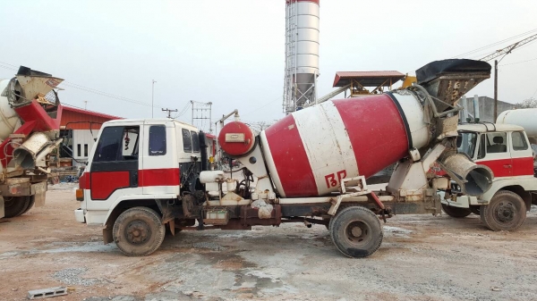 ขาย รถโม่ปูน 3.5 คิว ISUZU เครื่อง 6BB1 145 แรงม้า เกียร์ร็อค คัสซีสวยตลอดเส้น เบรคทิฟฟี่ พาวเวอร์ ทะเบียนเต็มพร้อมโอนครับ ขาย รถโม่ปูน 3.5 คิว ISUZU เครื่อง 6BB1 145 แรงม้า เกียร์ร็อค คัสซีสวยตลอดเส้น เบรคทิฟฟี่ พาวเวอร์ ทะเบียนเต็มพร้อมโอนครับ