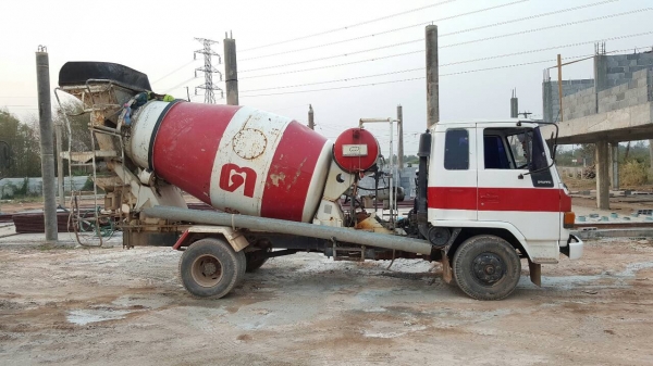 ขาย รถโม่ปูน 3.5 คิว ISUZU เครื่อง 6BB1 145 แรงม้า เกียร์ร็อค คัสซีสวยตลอดเส้น เบรคทิฟฟี่ พาวเวอร์ ทะเบียนเต็มพร้อมโอนครับ ขาย รถโม่ปูน 3.5 คิว ISUZU เครื่อง 6BB1 145 แรงม้า เกียร์ร็อค คัสซีสวยตลอดเส้น เบรคทิฟฟี่ พาวเวอร์ ทะเบียนเต็มพร้อมโอนครับ