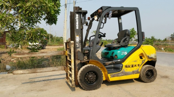 ขายด่วนรถยกKOMATSUดีเซล FD25-16ยก2.5ตันเสาสูง3เมตรงาหมูน360องศาชั่วโม่งทำงานน้อยรถนอกเพิ่งนำเข้ามายังไม่เคยใช้งานในเมืองไทยเลย ขายด่วนรถยกKOMATSUดีเซล FD25-16ยก2.5ตันเสาสูง3เมตรงาหมูน360องศาชั่วโม่งทำงานน้อยรถนอกเพิ่งนำเข้ามายังไม่เคยใช้งานในเมืองไทยเลย