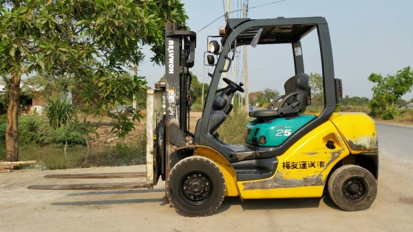 ขายด่วนรถยกKOMATSUดีเซล FD25-16ยก2.5ตันเสาสูง3เมตรงาหมูน360องศาชั่วโม่งทำงานน้อยรถนอกเพิ่งนำเข้ามายังไม่เคยใช้งานในเมืองไทยเลย ขายด่วนรถยกKOMATSUดีเซล FD25-16ยก2.5ตันเสาสูง3เมตรงาหมูน360องศาชั่วโม่งทำงานน้อยรถนอกเพิ่งนำเข้ามายังไม่เคยใช้งานในเมืองไทยเลย