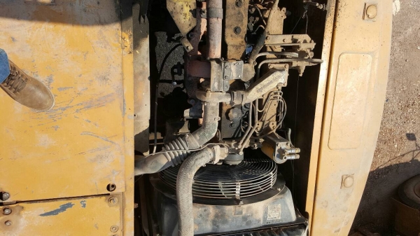 ขาย แบคโฮ KOMATSU PC200-6 เอกสารเล่มทะเบียนครบ ไฟฟ้าเต็ม ช่วงล่างเต็ม เอวแน่นไม่หลวม ราคาต่อรองได้ครับ