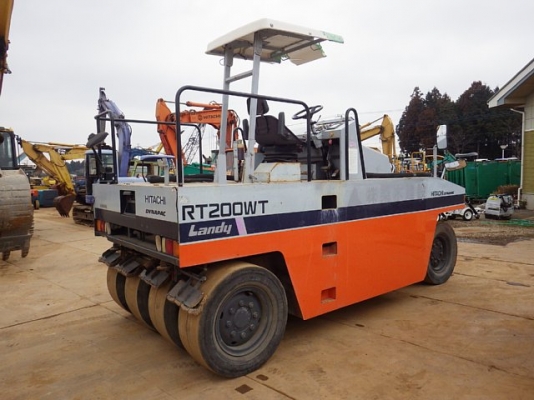 รถบด 7 ล้อยาง DYNAPAC CP201W สต็อกนำเข้าจากญี่ปุ่น สนใจโทร. 080-6565422 (หนิง)