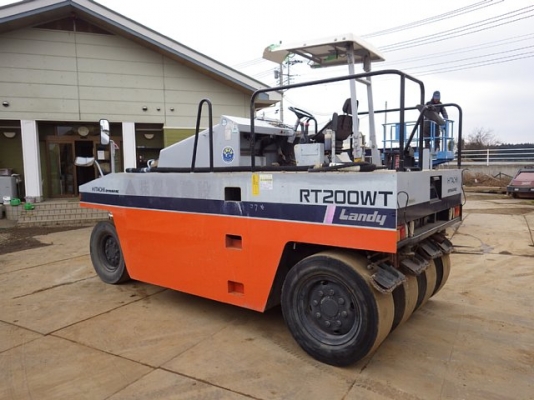 รถบด 7 ล้อยาง DYNAPAC CP201W สต็อกนำเข้าจากญี่ปุ่น สนใจโทร. 080-6565422 (หนิง)