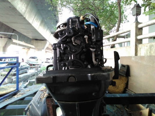 ข่ยเครื่อง yamaha 40 cv ฝาเหลี่ยม