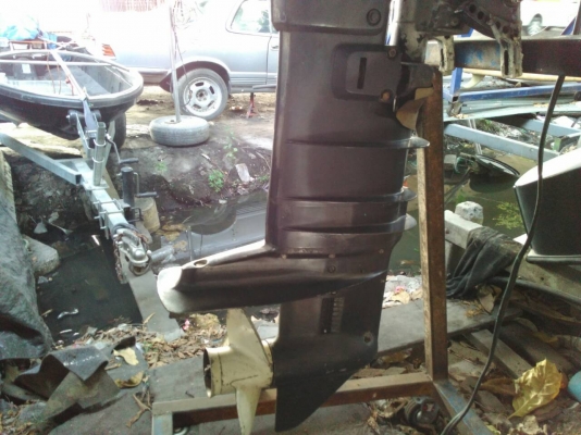 ข่ยเครื่อง yamaha 40 cv ฝาเหลี่ยม