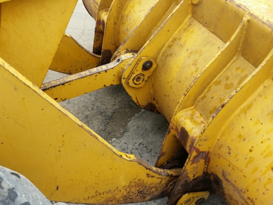 มาใหม่ !! ขายรถตักล้อยาง WA180-1 ยี่ห้อ KOMATSU นำเข้าจากต่างประเทศแท้ 100\% สภาพสวย ไม่เคยใช้งานในไทย