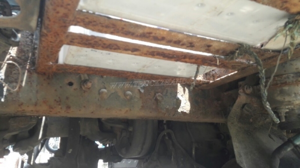 10 ล้อหัวลาก HINO เครื่อง EH100 6 สูบ เทอโบอิเตอร์คูลเล่อร์