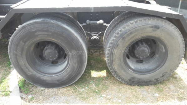 10 ล้อหัวลาก HINO เครื่อง EH100 6 สูบ เทอโบอิเตอร์คูลเล่อร์