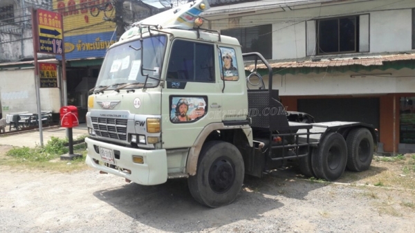 10 ล้อหัวลาก HINO เครื่อง EH100 6 สูบ เทอโบอิเตอร์คูลเล่อร์