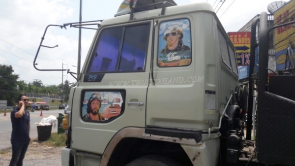 10 ล้อหัวลาก HINO เครื่อง EH100 6 สูบ เทอโบอิเตอร์คูลเล่อร์