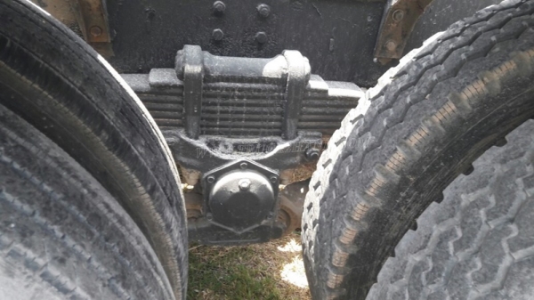 10 ล้อหัวลาก HINO เครื่อง EH100 6 สูบ เทอโบอิเตอร์คูลเล่อร์