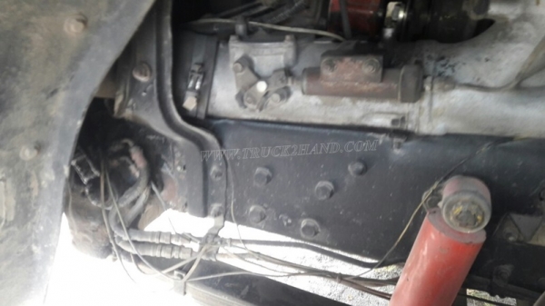 10 ล้อหัวลาก HINO เครื่อง EH100 6 สูบ เทอโบอิเตอร์คูลเล่อร์