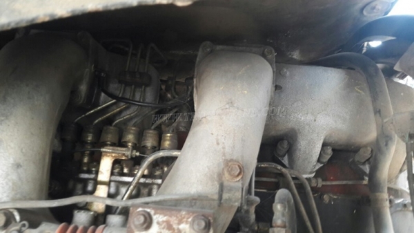 10 ล้อหัวลาก HINO เครื่อง EH100 6 สูบ เทอโบอิเตอร์คูลเล่อร์