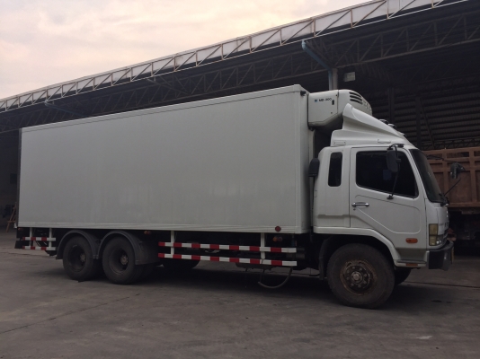รถสิบล้อตู้ย็น Mitsubishi 617 Euro 2 เพลาเดียว 260 แรงม้า