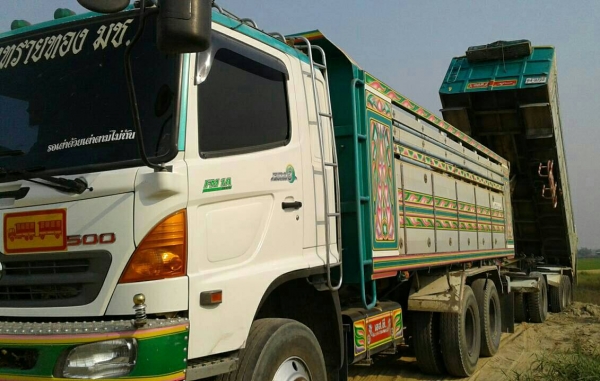 ขายด่วนๆ มี3พ่วง สิบล้อ ฮีโน่ 344ปี54 แม่ลูก3คาน ดั้ม มีเนียม สภาพดีสวยกริ๊ปเดิมๆพร้อมใช้ ทะเบียนพร้อมโอน