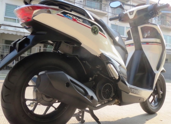 สุดเวิร์ค Honda Moove ใหม่รถเดือน 3 ปี58  เดิมแท้ดี ไม่มีบิวด์  เพียง 39,900 บาท