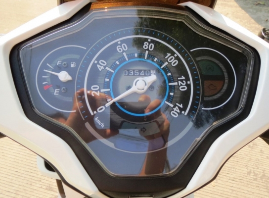 สุดเวิร์ค Honda Moove ใหม่รถเดือน 3 ปี58  เดิมแท้ดี ไม่มีบิวด์  เพียง 39,900 บาท