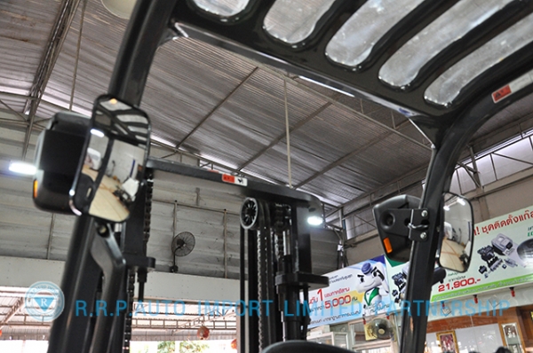 ขายรถโฟล์คลิฟท์มือสอง TOYOTA รุ่น 8FD25-30554 ราคา 580,000 บาท นำเข้าจากประเทศญี่ปุ่น 100\% ไม่เคยใช้งานในไทย