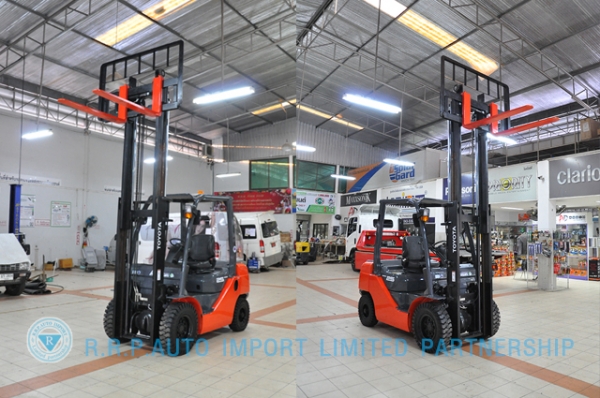 ขายรถโฟล์คลิฟท์มือสอง TOYOTA รุ่น 8FD25-30554 ราคา 580,000 บาท นำเข้าจากประเทศญี่ปุ่น 100\% ไม่เคยใช้งานในไทย