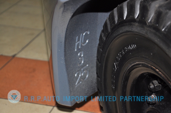 ขายรถโฟล์คลิฟท์มือสอง TOYOTA รุ่น 8FD25-30554 ราคา 580,000 บาท นำเข้าจากประเทศญี่ปุ่น 100\% ไม่เคยใช้งานในไทย