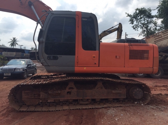 ขายรถแบคโฮ HITACHI ZX 200 เครื่อง 6BG1 ไม่เคยลงน้ำเค็ม สนใจโทร 081-970-1072