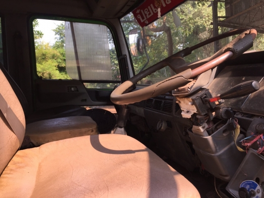 HINO SUMO FM221 - 320 HP D6AB สิบล้อ 2 เพลา เทรลเลอร์ท้ายลาดขึ้นรถแบ็คโฮร PC 200 พร้อมลากพร้อมบรรทุกหนักได้เลยครับ เครื่องยนต์แน่นดีแรงดีไม่มีแตกเยิ้ม เครื่องฮุนได 320 แรงลงเล่มครบถูกต้อง ภายในห้องเก๋งคอนโซลสวยครบพร้อม พวงมาลัยเพาเวอร์ ระบบเบรคทริ๊ปฟี้ครบ HINO SUMO FM221 - 320 HP D6AB สิบล้อ 2 เพลา เทรลเลอร์ท้ายลาดขึ้นรถแบ็คโฮร PC 200 พร้อมลากพร้อมบรรทุกหนักได้เลยครับ เครื่องยนต์แน่นดีแรงดีไม่มีแตกเยิ้ม เครื่องฮุนได 320 แรงลงเล่มครบถูกต้อง ภายในห้องเก๋งคอนโซลสวยครบพร้อม พวงมาลัยเพาเวอร์ ระบบเบรคทริ๊ปฟี้ครบ