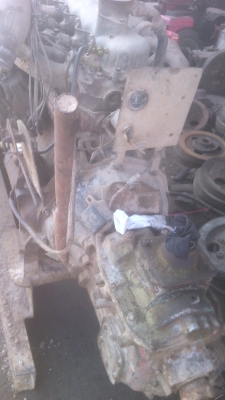 เครื่องรถหกล้อฮีโน่Eh500,EH700พร้อมใช้ขายแพ็คคู่