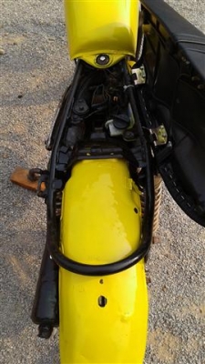 ขาย DT100 เครื่องดีพอใช้โครงคันสตาร์ทคันเกียร์ไม่เชื่อมเหมาะเอาไปปั้นต่อออกใบซื้อขาย 8900 บาท