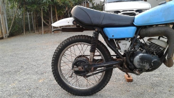 ขาย DT100 เครื่องดีขี่ได้เลยรถเดิมแห้งๆออกใบซื้อขายเหมาะเขาสวยขึ้นเขาราคาเบาๆ 6900 บาท ขาย DT100 เครื่องดีขี่ได้เลยรถเดิมแห้งๆออกใบซื้อขายเหมาะเขาสวยขึ้นเขาราคาเบาๆ 6900 บาท