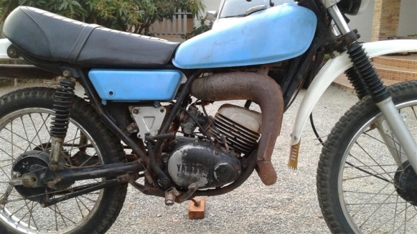 ขาย DT100 เครื่องดีขี่ได้เลยรถเดิมแห้งๆออกใบซื้อขายเหมาะเขาสวยขึ้นเขาราคาเบาๆ 6900 บาท ขาย DT100 เครื่องดีขี่ได้เลยรถเดิมแห้งๆออกใบซื้อขายเหมาะเขาสวยขึ้นเขาราคาเบาๆ 6900 บาท