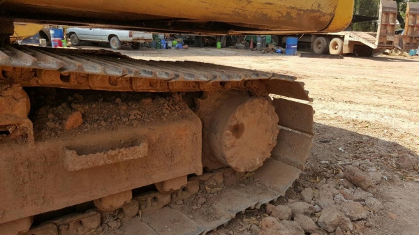 ขาย แบคโฮ CAT 320 V.1 เอกสารเล่มทะเบียนครบ ราคาต่อรองได้ครับ