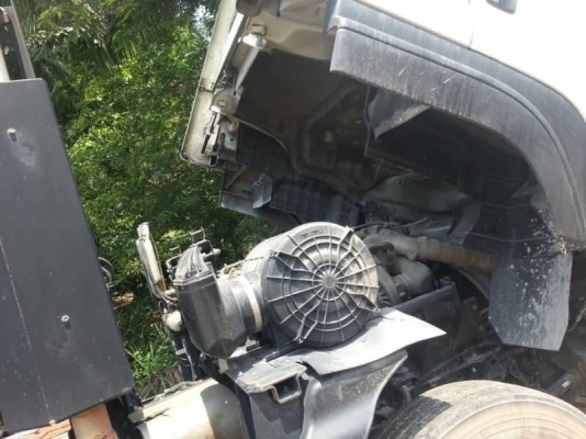 รถอีซูซุ 10 ล้อ  หัวลาก GXZ 360 แรงม้า. ปี 55.   สนใจติดต่อ  081 - 6079515