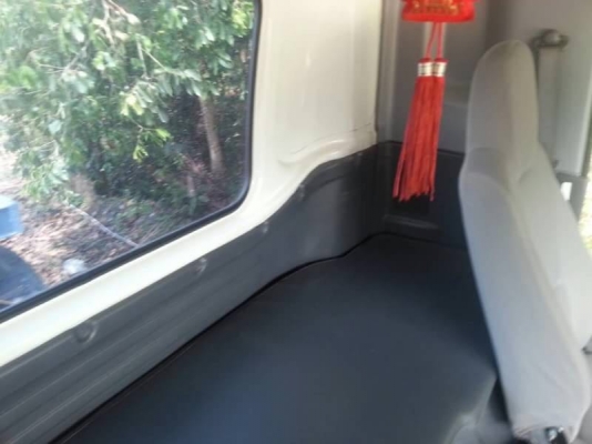 รถอีซูซุ 10 ล้อ  หัวลาก GXZ 360 แรงม้า. ปี 55.   สนใจติดต่อ  081 - 6079515