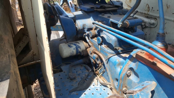 ขาย รถไถ FORD 6600 T3 เอกสารใบอินวอยซ์ ยางเต็ม อุปกรณ์มีผาน 3 ผาน 6 และผานดันหน้า ขาย รถไถ FORD 6600 T3 เอกสารใบอินวอยซ์ ยางเต็ม อุปกรณ์มีผาน 3 ผาน 6 และผานดันหน้า