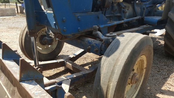 ขาย รถไถ FORD 6600 T3 เอกสารใบอินวอยซ์ ยางเต็ม อุปกรณ์มีผาน 3 ผาน 6 และผานดันหน้า ขาย รถไถ FORD 6600 T3 เอกสารใบอินวอยซ์ ยางเต็ม อุปกรณ์มีผาน 3 ผาน 6 และผานดันหน้า