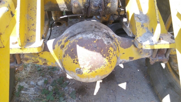 รถตักแมกซี่ MF33