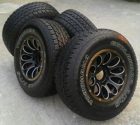 ขายยางA/Tสวยๆพร้อมล้อ