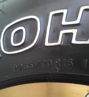 ขายยางA/Tสวยๆพร้อมล้อ