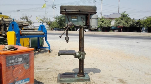 *** Sold *** เจาะคิงส์ KING TAIWAN เบอร์ใหญ่สุด มอเตอร์ถ่าน Mitsubishi อึดทนถึก ไฟบ้าน 220V. คอแน่นโต้ะสวยสดมากมาเทสได้!!