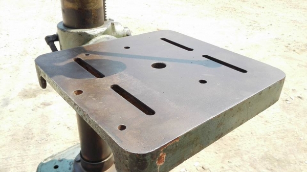 *** Sold *** เจาะคิงส์ KING TAIWAN เบอร์ใหญ่สุด มอเตอร์ถ่าน Mitsubishi อึดทนถึก ไฟบ้าน 220V. คอแน่นโต้ะสวยสดมากมาเทสได้!!