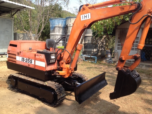 แมคโค PC 25 แมคโค PC 25