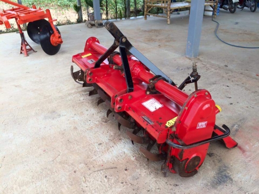 ขายโรตารี่ YANMAR 1.6 พร้อมยอยใช้งานได้ปีเดียว ใบเต็ม ทุกอย่างเดิมรับรองไม่ผิดหวัง ขายโรตารี่ YANMAR 1.6 พร้อมยอยใช้งานได้ปีเดียว ใบเต็ม ทุกอย่างเดิมรับรองไม่ผิดหวัง