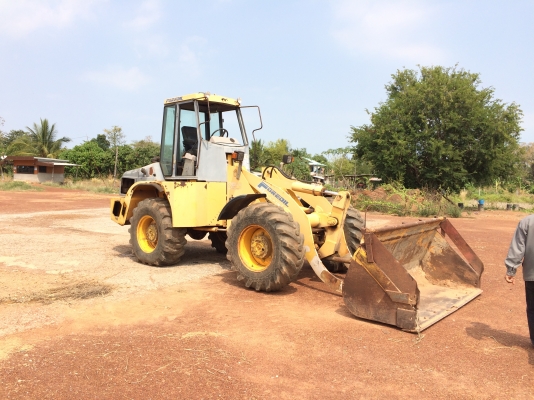ขายรถตัก foredil เกียร์ไฟฟ้าใช้งานได้ปกติ