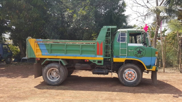 ขาย 6 ล้อดั้ม คัสซีหัวยาว เครื่อง 6BB1 145 แรงม้า เฟืองท้าย FUSO เบรคลมดัน พวงมาลัยพาวเวอร์ เล่มทะเบียนครบ ขาย 6 ล้อดั้ม คัสซีหัวยาว เครื่อง 6BB1 145 แรงม้า เฟืองท้าย FUSO เบรคลมดัน พวงมาลัยพาวเวอร์ เล่มทะเบียนครบ