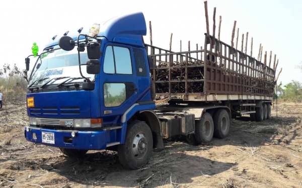 ขาย หัวลาก NISSAN UD เครื่อง PE6-T 290 แรงม้า พร้อมหาง 3 คาน ยาว 12 เมตร เล่มทะเบียนครบพร้อมโอน