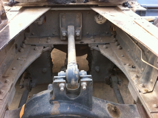 ขายหัวลากสิบล้อ Isuzu deca Gxz320. ติดแก็ชเครื่องเดิมเกียร์เดิม สวยๆพร้อมใช้งาน