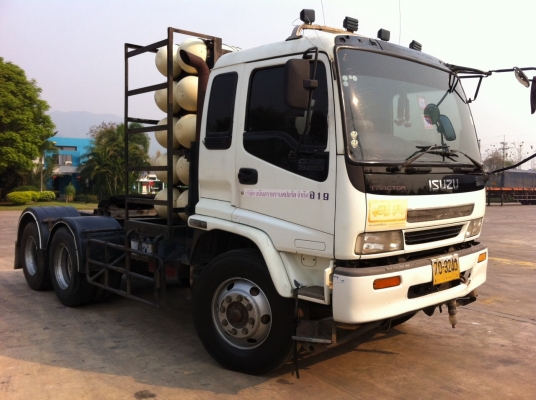 ขายหัวลากสิบล้อ Isuzu deca Gxz320. ติดแก็ชเครื่องเดิมเกียร์เดิม สวยๆพร้อมใช้งาน