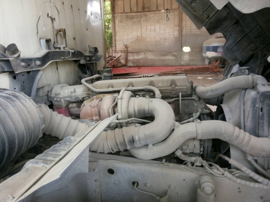 รถบรรทุก HINO 10 ล้อใหญ่ ปี 50  1 เพลา ตู้ 10 บานแห้ง ยาว 7. 50 ม.เครื่อง 212 แรง ราคา 1,260,000 บ. รถอยู่สระบุรี