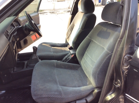 ขายรถ นิสสัน บลูเบิดร์ U12 ปี91 เครื่องสามห่วง 4A 1.6 หัวฉีด เกียร์ธรรมดา ติดแก๊สLPG เพาเวอร์ กระจกไฟฟ้า เซ็นทรัลล๊อค ดิสก์เบรค 4ล้อ ภายในสวยเดิมๆแอร์เย็น ระบบไฟใช้ได้หมด ตัวถังเดิมๆไม่มีชน สียังเงามีร่อนนิดหน่อย แม็กขอบ 15" รถขับดีครับ พร้อมใช้งานคร