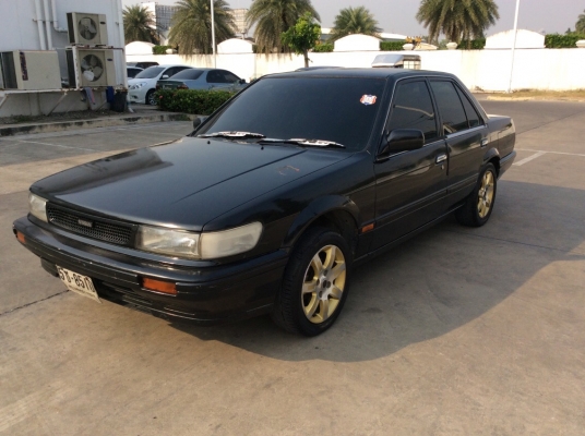 ขายรถ นิสสัน บลูเบิดร์ U12 ปี91 เครื่องสามห่วง 4A 1.6 หัวฉีด เกียร์ธรรมดา ติดแก๊สLPG เพาเวอร์ กระจกไฟฟ้า เซ็นทรัลล๊อค ดิสก์เบรค 4ล้อ ภายในสวยเดิมๆแอร์เย็น ระบบไฟใช้ได้หมด ตัวถังเดิมๆไม่มีชน สียังเงามีร่อนนิดหน่อย แม็กขอบ 15" รถขับดีครับ พร้อมใช้งานคร